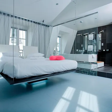 Kube 4* Paris