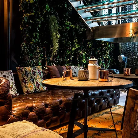Kube 4* París