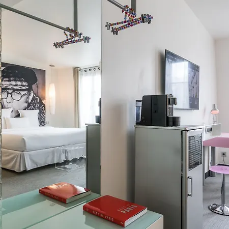 Kube Hotel Paris