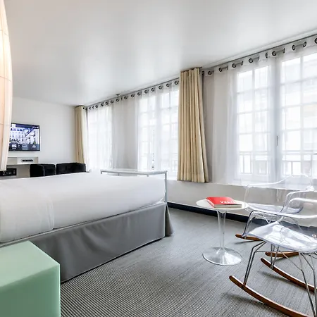 Kube 4* París